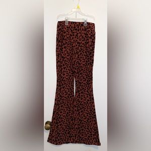 Women’s bell bottom pants
